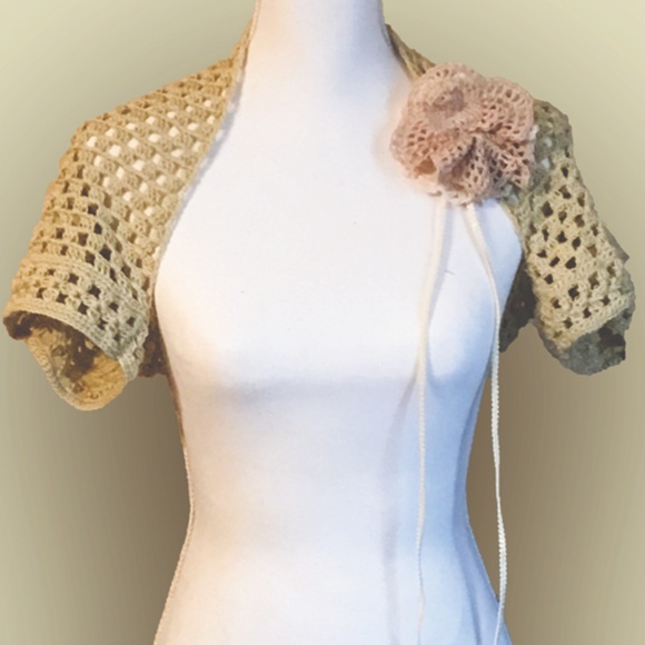 Handmade Crochet Shrug in Creamy Cotton - Picture 3 of 6